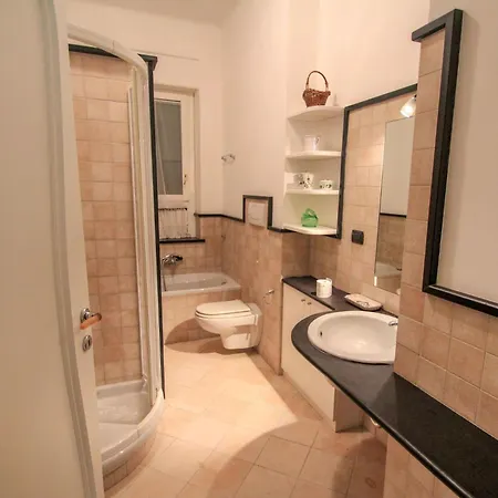 Casa De 4 Quartos Com Piscina A 10 Minutos Da